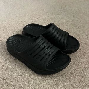 HOKA ora recovery slides